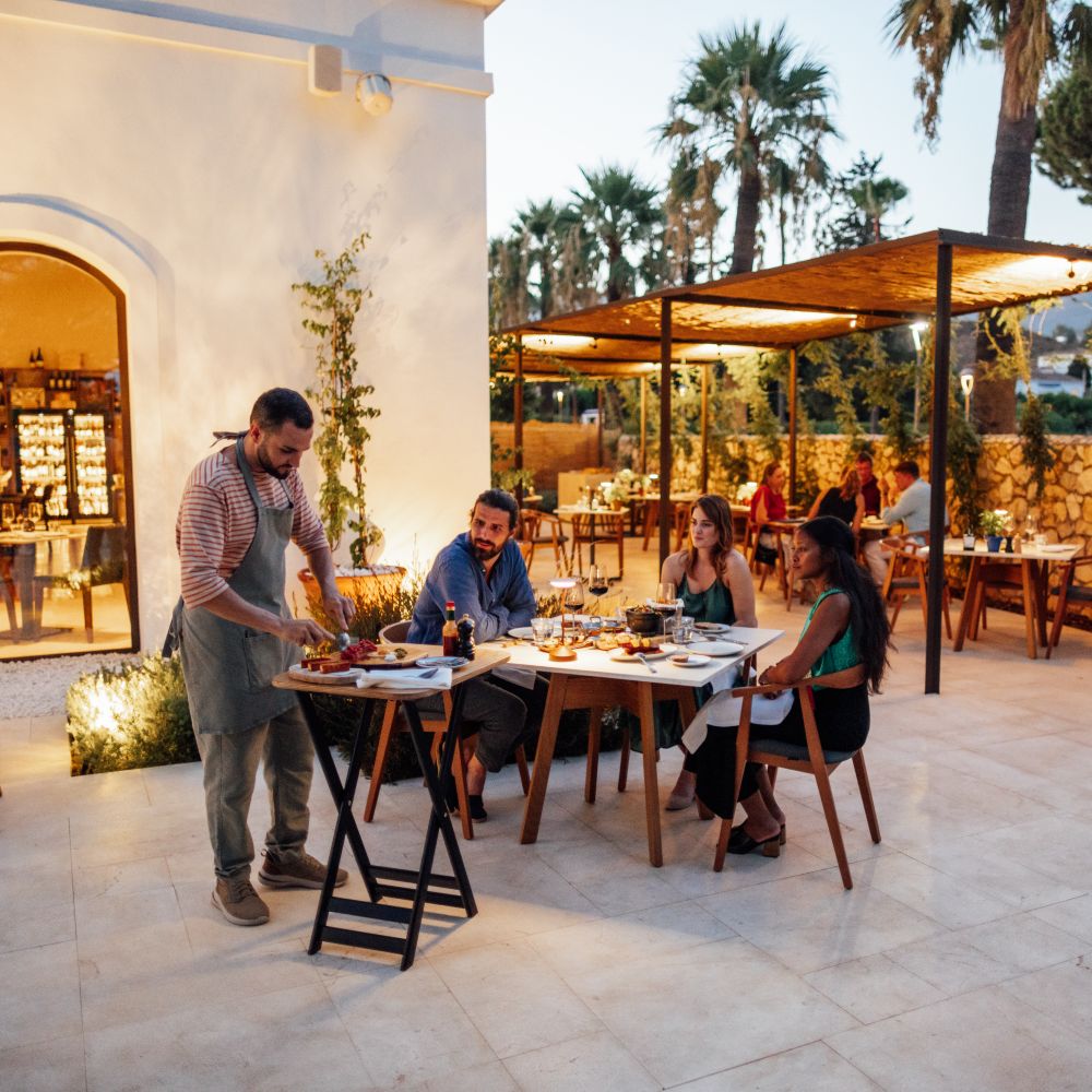 patio-picador-restaurant-la-zambra