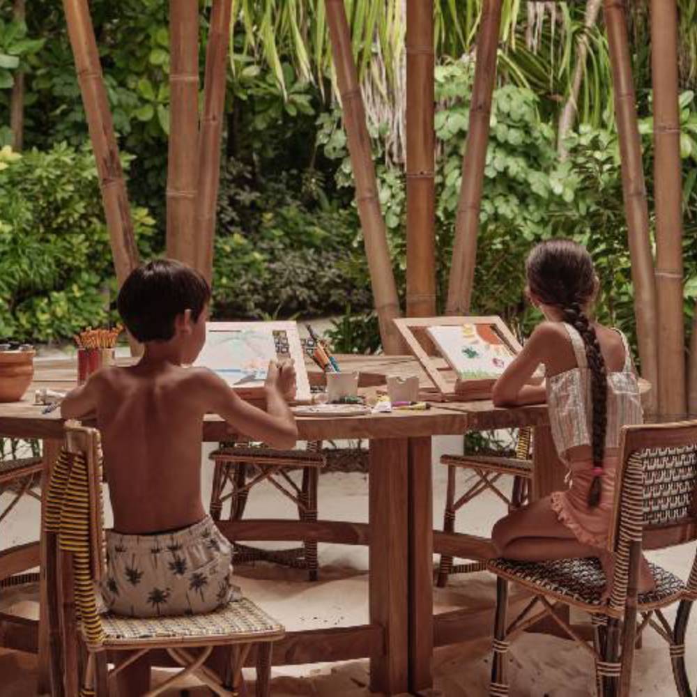 children-art-lab-finolhu-maldives