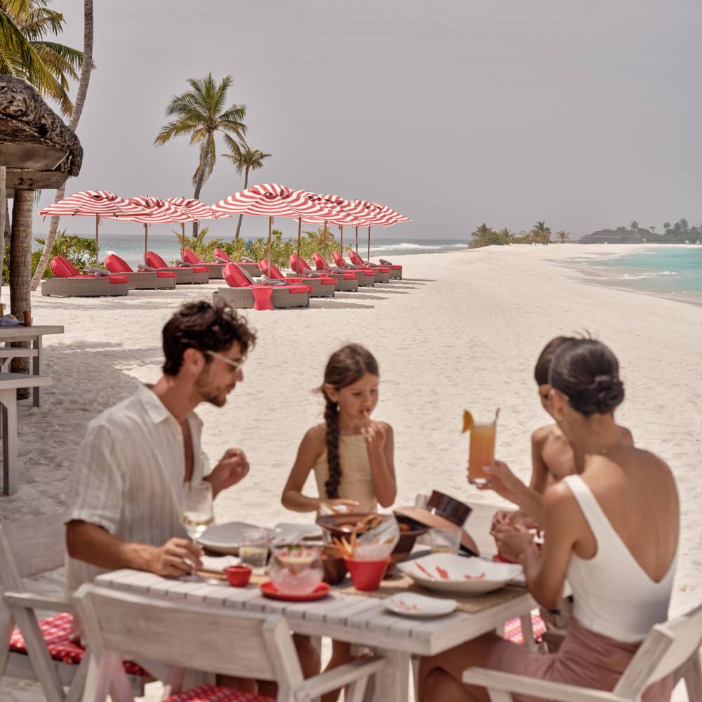 crab-shack-finolhu-maldives-family-resort
