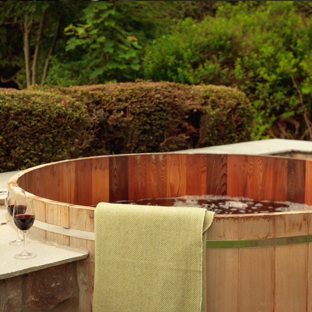 hot-tub-country-estate-edinburgh