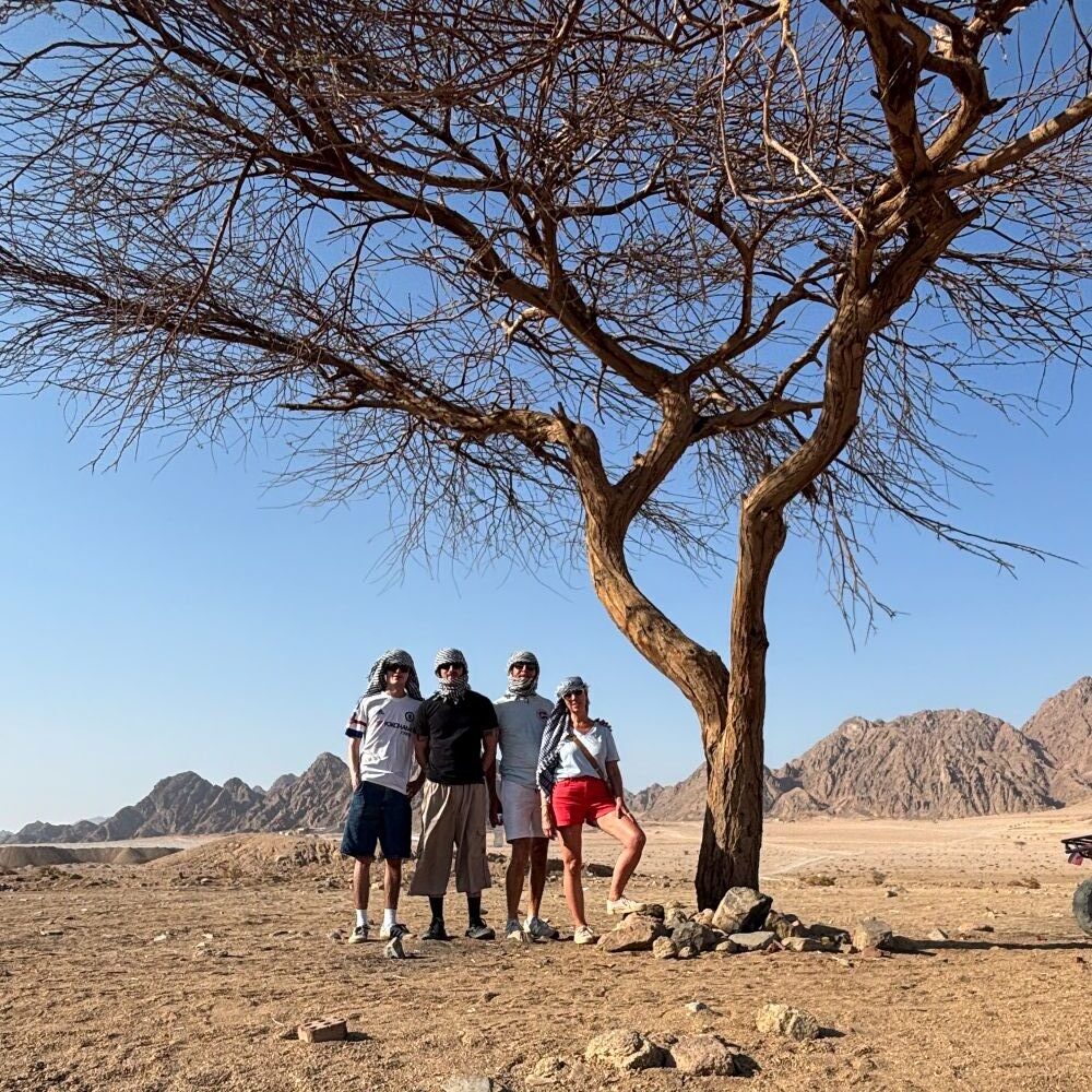 kate-wickers-sharm-el-sheikh-desert