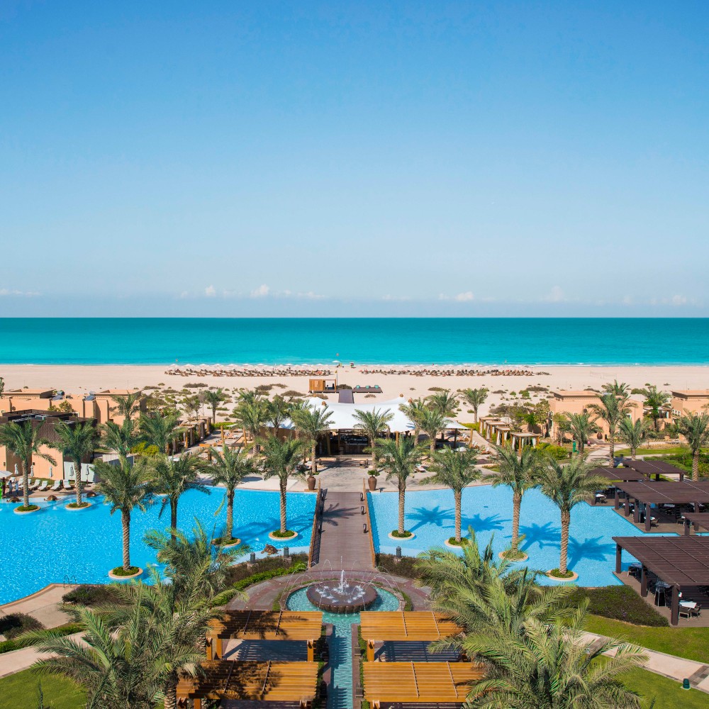saadiyat-rotana-abu-dhabi-best-2026-family-holidays