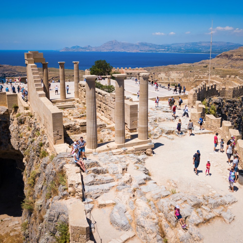 acropolis-of-lindos-family-holiday-with-teenagers-rhodes