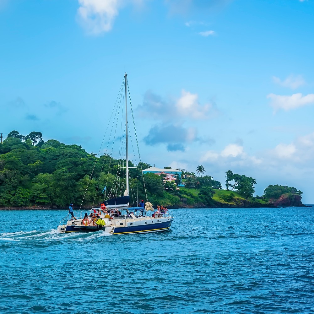 sailing-round-saint-lucia