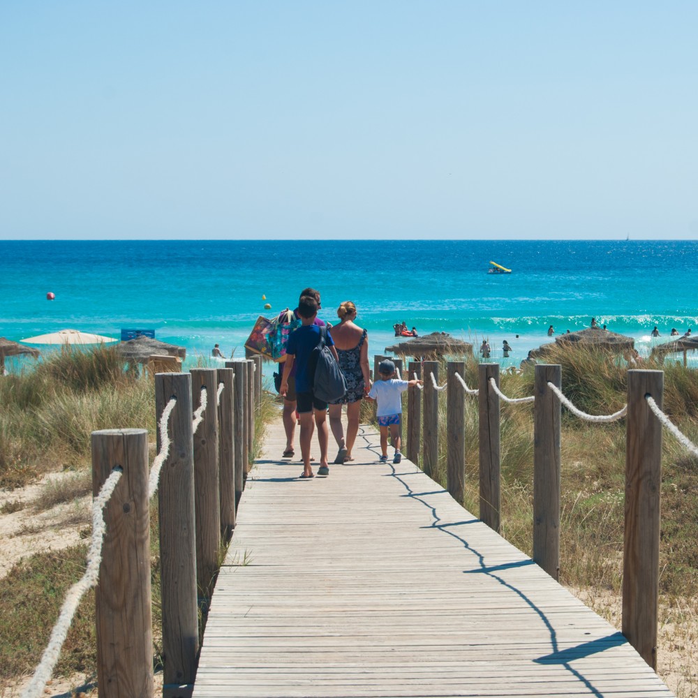 san-bou-beach-family-holiday-in-menorca