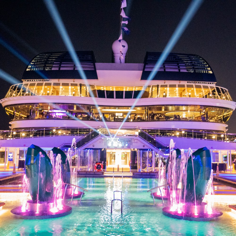 atmosphere-pool-msc-no-fly-family-cruises-from-southampton