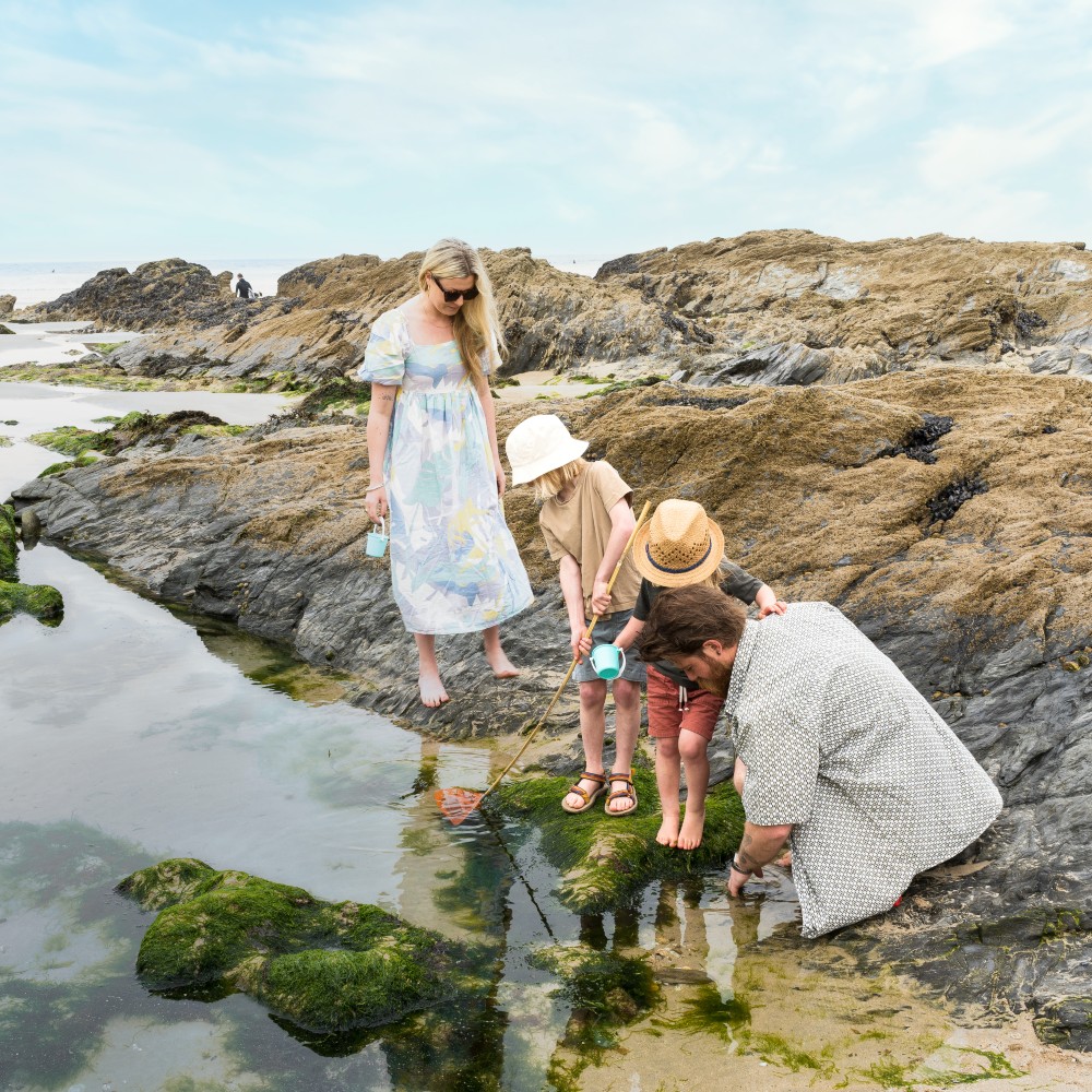 family-rockpooling-cornwall-easter-family-breaks