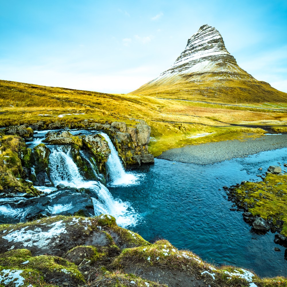kirkjufellsfoss-iceland