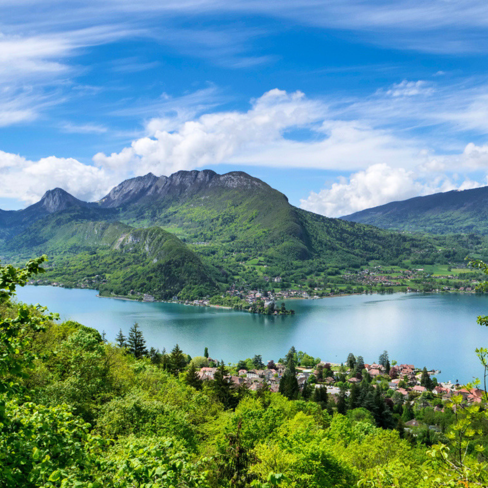 Freediving in Lake Annecy with kids: An underwater family adventure in France
