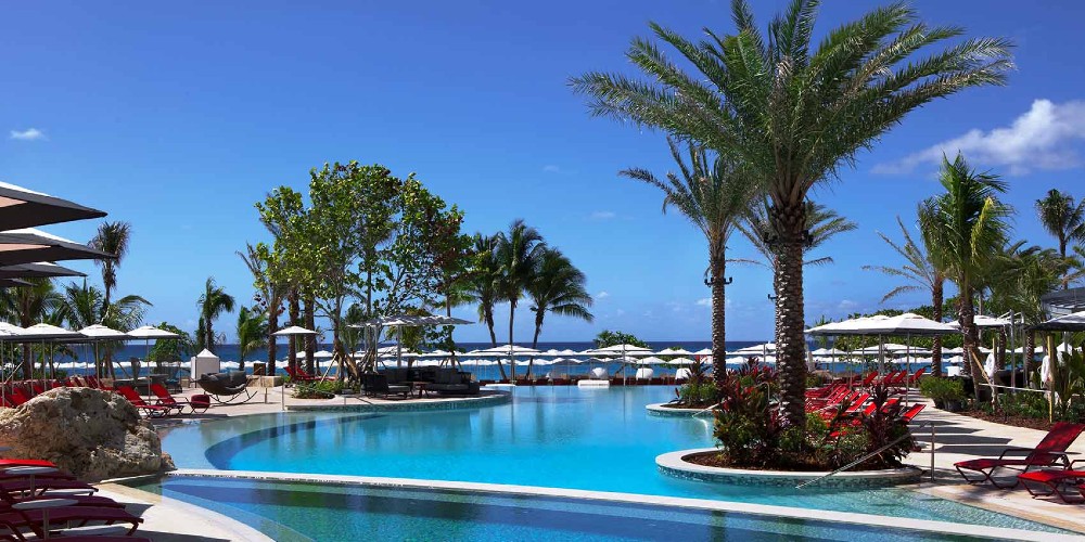 seafire-resort-and-spa-main-pool-seven-mile-beach-grand-cayman