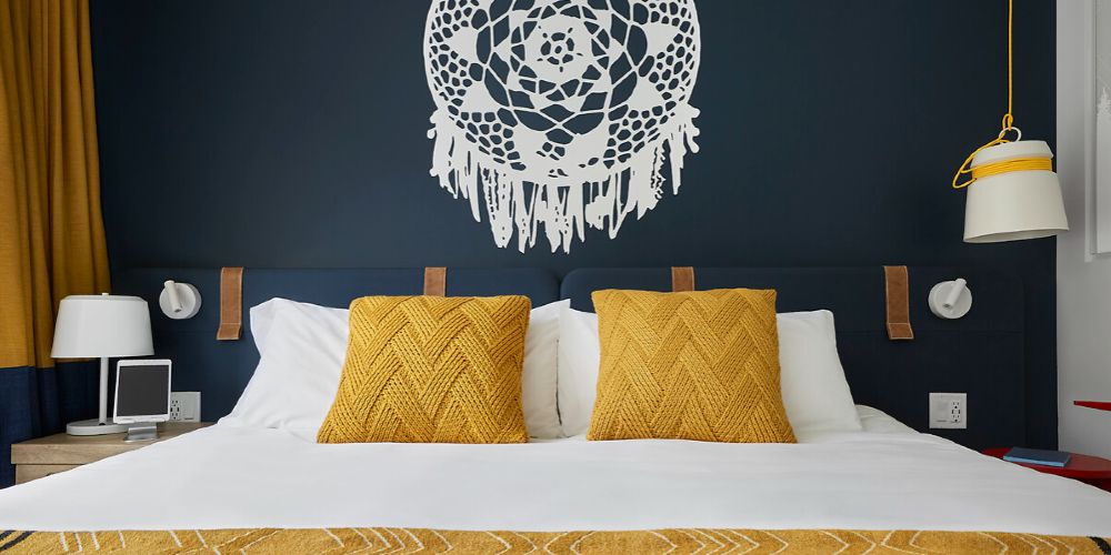 Canadian ski resort bedroom with dreamcatcher headboard