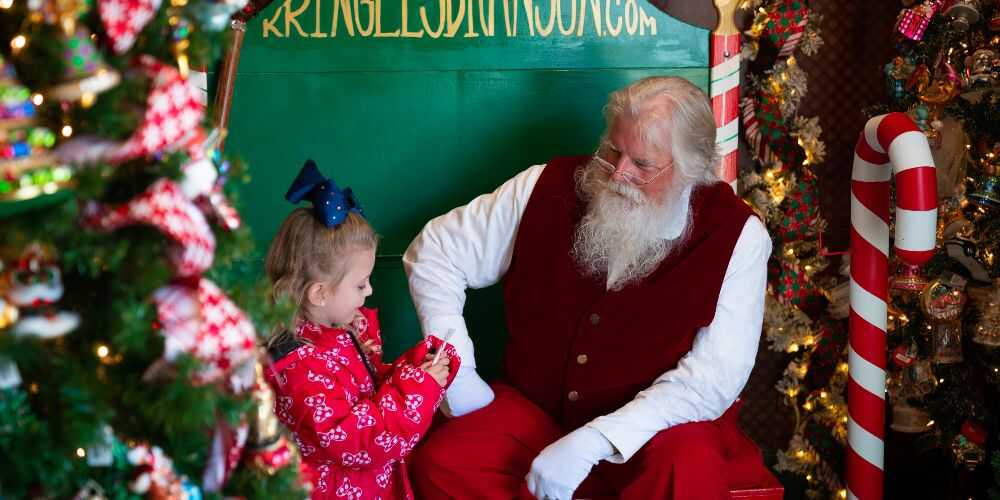 Kringles Christmas Shops Branson Missouri holiday season 2021