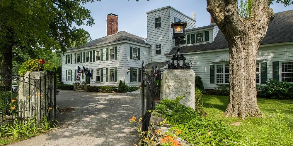 the-inn-at-ormsby-hill-bed-and-breakfast-manchester-southern-vermont-family-traveller-2022