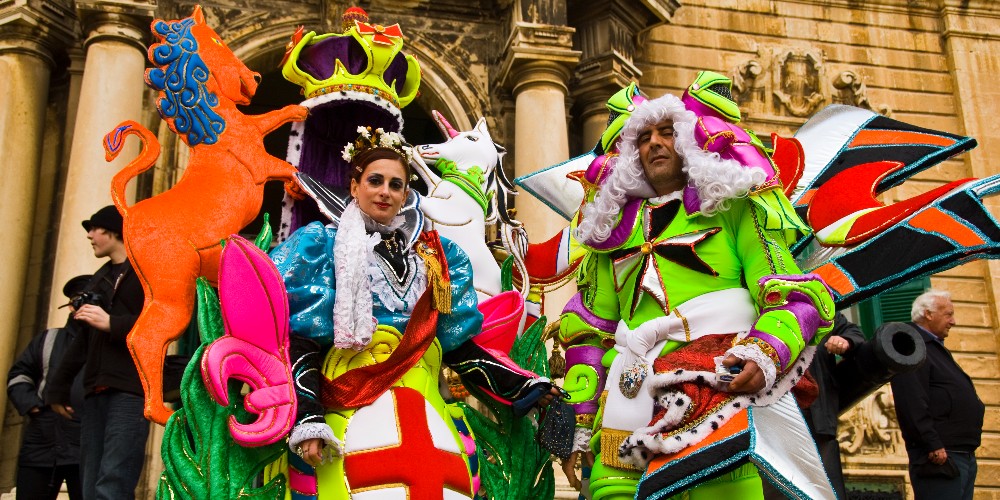 king-and-queen-of-carnival-in-valletta-2023