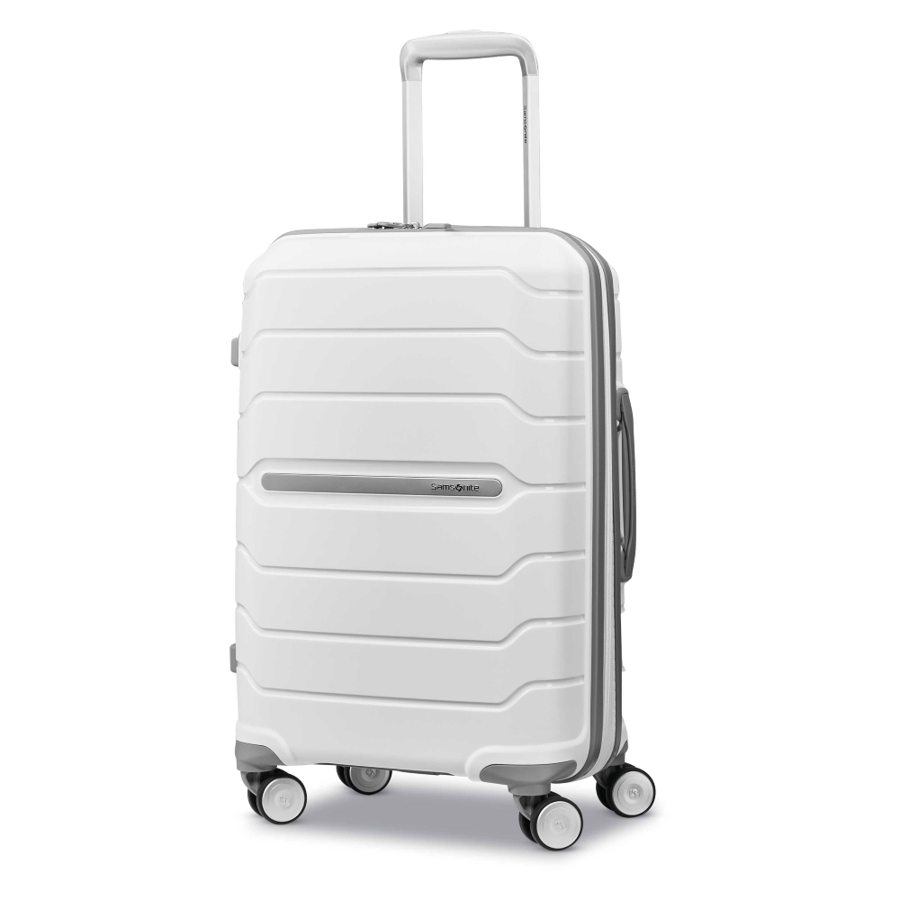 samsonite-freeform-best-carry-on-luggage-family-traveller-us