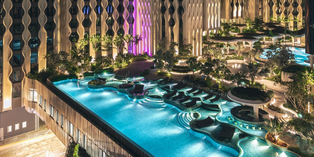 village-hotel-sentosa-pool-deck-sentosa-attractions-singapore