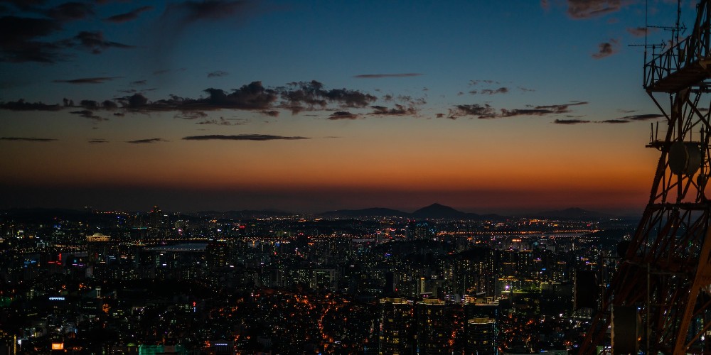 sunset-view-from-namsan-seoul-tower-ethan-brooke