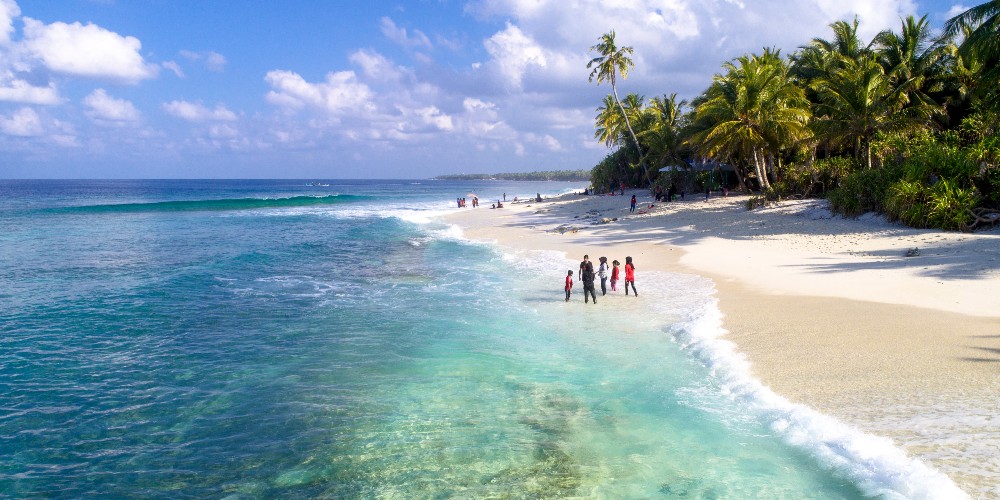 family-on-beach-holidays-in-the-maldives-ibrahim-asad