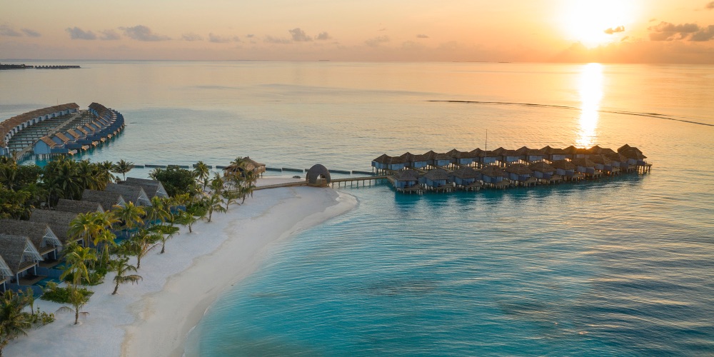 outrigger-maldives-aerial