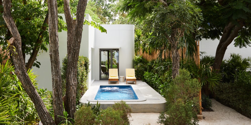 the-standard-hua-hin-pool-villa