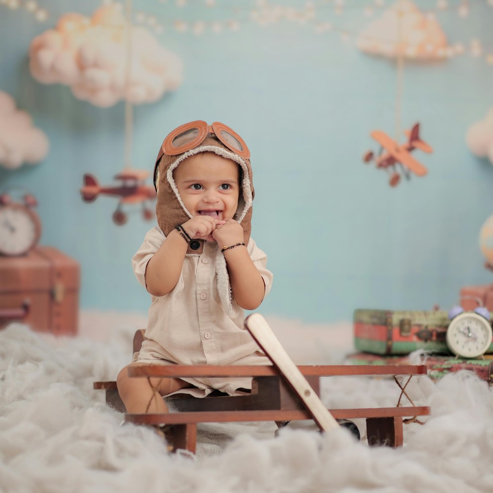 baby-aviator-cap-top-family-travel-hacks