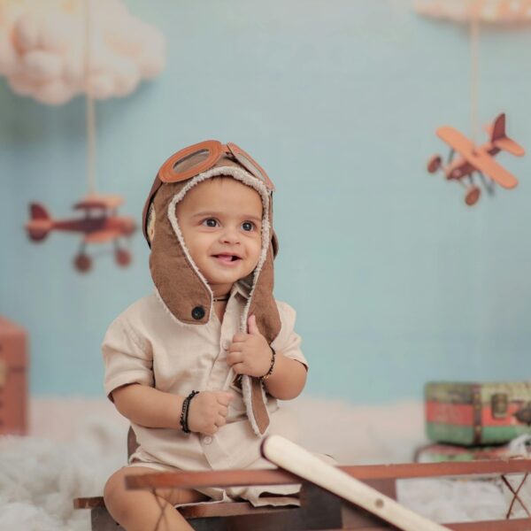 family-travel-hacks-flying-with-baby