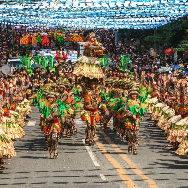 asean-children-traditional-dancing