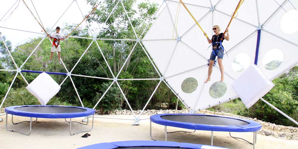 bungee-trampolines-dominican-republic