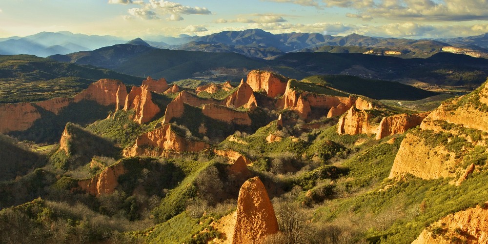 las-medulas-historic-mines-castilla-de-leon-wonders-of-spain-family-traveller-2022 