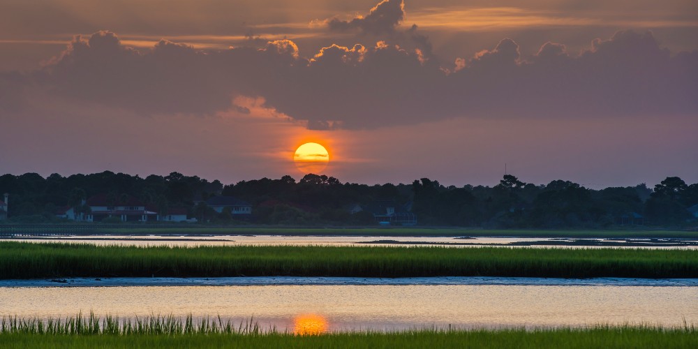 Amelia-Island-sunset-over-water-north-east-florida 