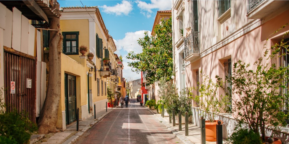 street-in-plaka-athenian-district-greece-family-holidays-2022