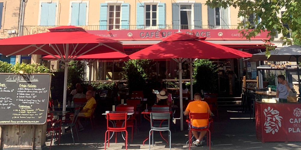 pavement-cafe-aix-en-provence-south-of-france