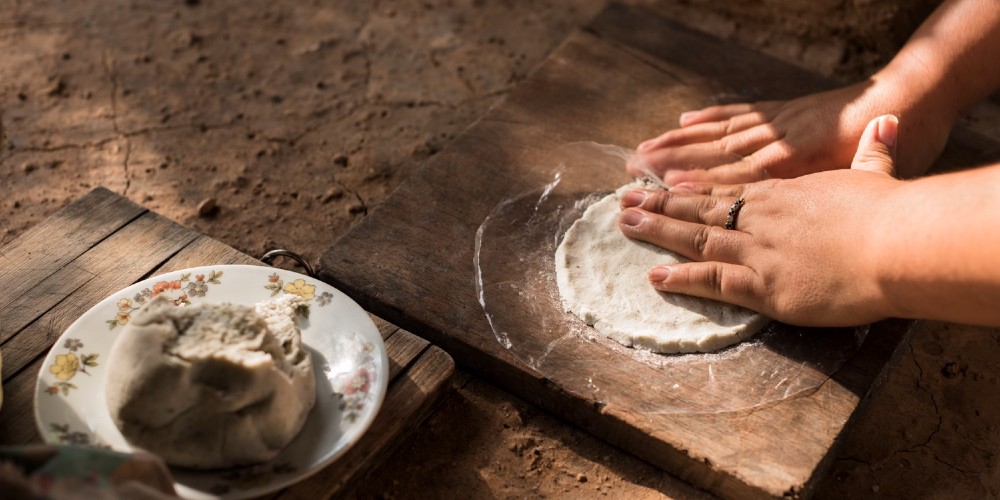 maya-experience-tortilla-making-belize