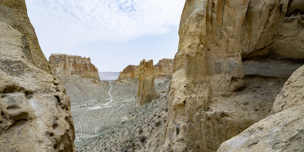 ustyurt-plateau-holiday-central-asia