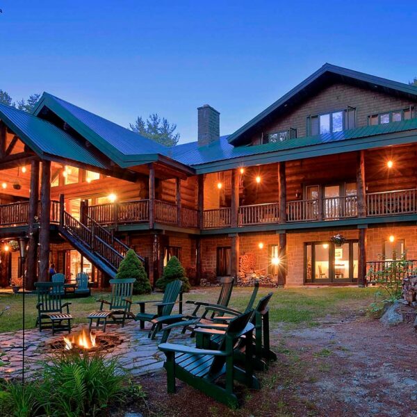 trout-point-lodge-family-getaway