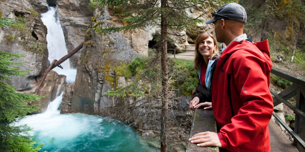 johnston-canyon-banff-national-park-parks-canada