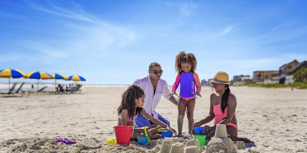 Daytona-beach-family-sandcastles-orlando-with-kids