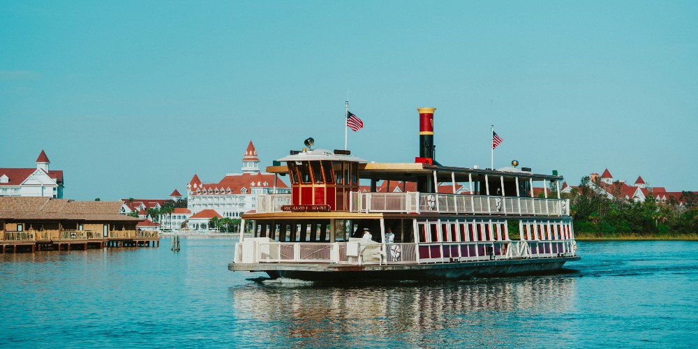 riverboat-walt-disney-world-nicholas-fuentes