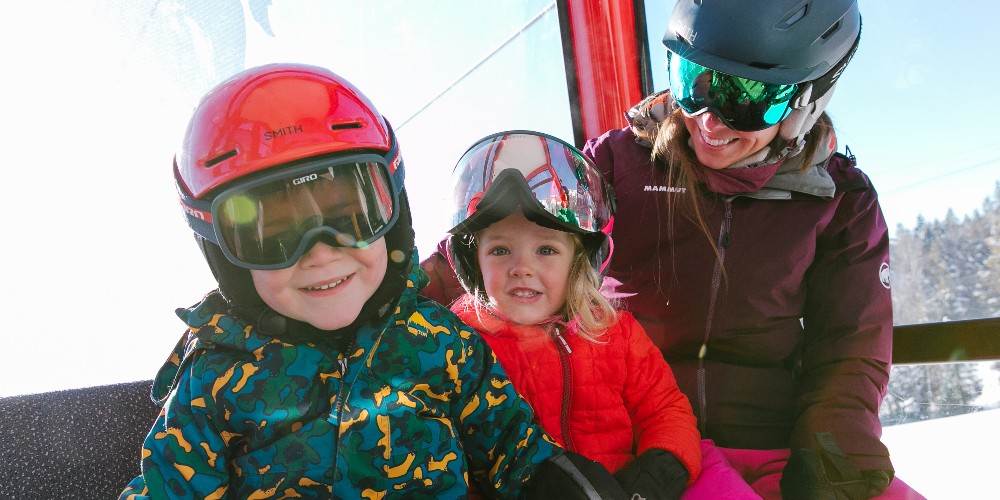 family-ski-lift-jackson-hole-wyoming