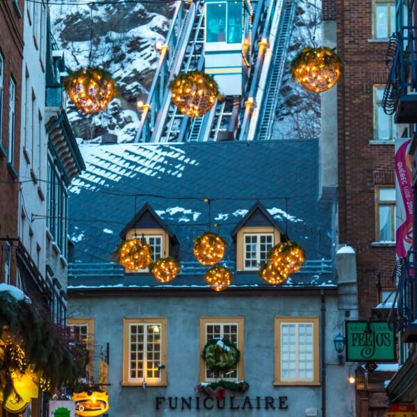 quebec-old-town-christmas-market