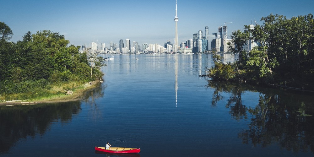lake-ontario-toronto-family-trip