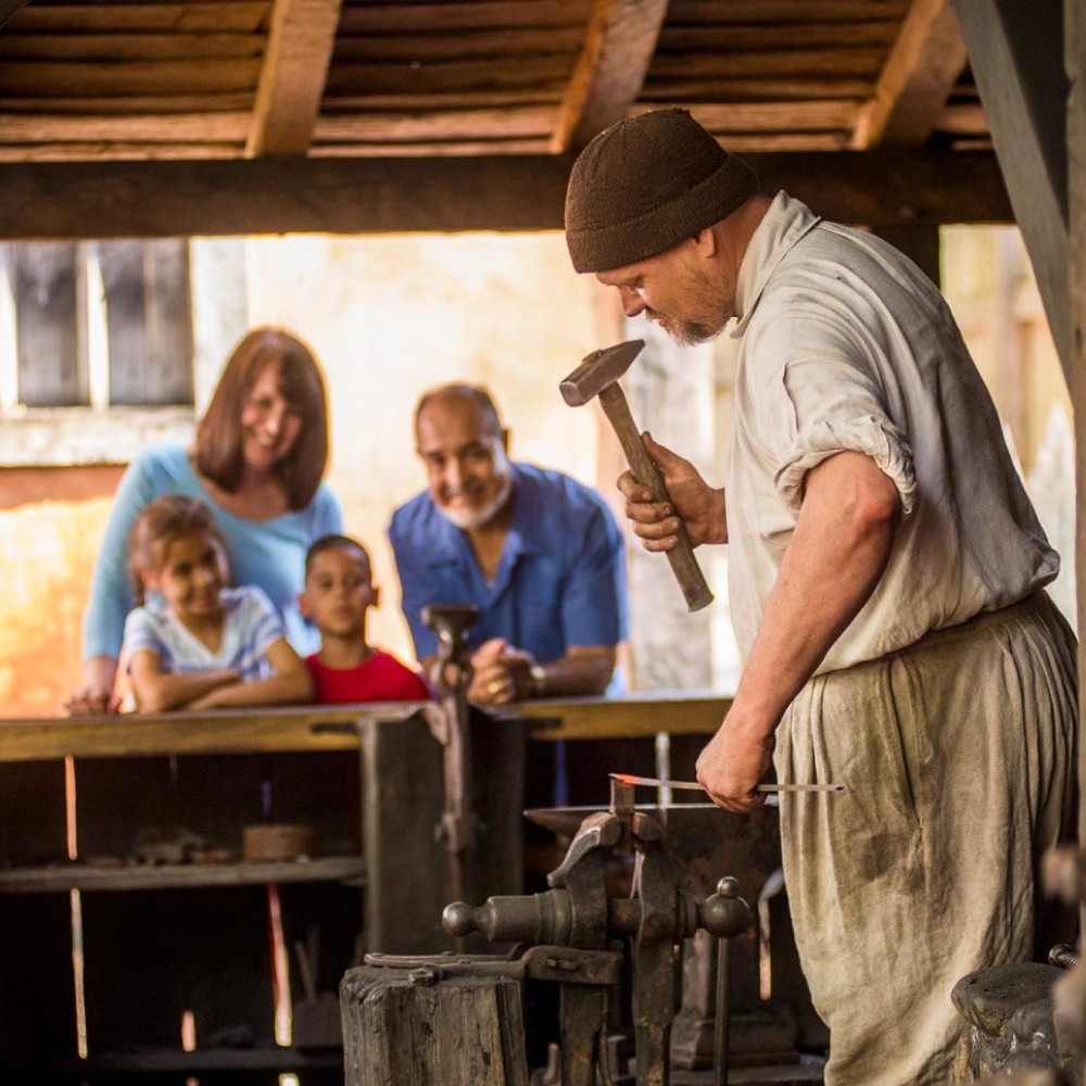 blacksmith-forge-jamestown-settlement